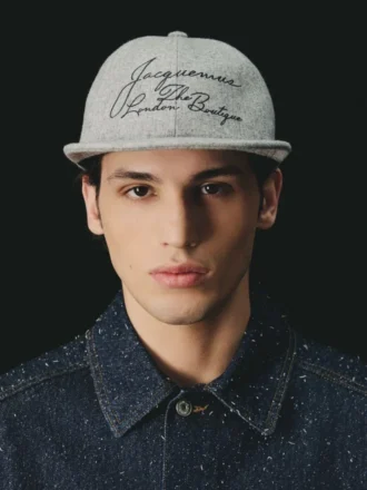Casquette « The London Corgi » Casquette à logo – vendue exclusivement en ligne et dans notre boutique de Londres