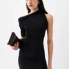 La mini-robe Drapeado Mini-robe drapée La mini-robe Drapeado Mini-robe drapée