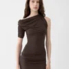 La mini-robe Drapeado Mini-robe drapée La mini-robe Drapeado Mini-robe drapée