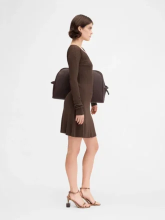 La mini-robe Pralù Mini-robe à manches longues et volants