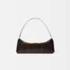 La pochette Ovalo Sac à bandoulière plié