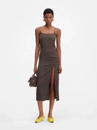 La robe Notte Robe à logo breloque La robe Notte Robe à logo breloque