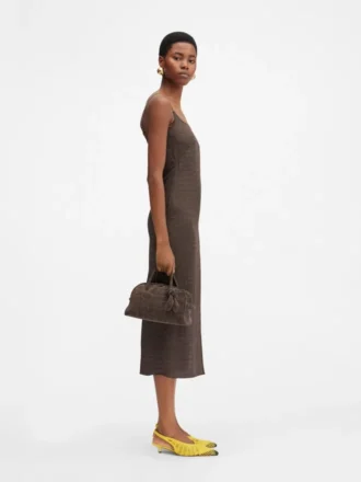 La robe Notte Robe à logo breloque La robe Notte Robe à logo breloque