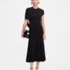 La robe Salerno Robe asymétrique drapée La robe Salerno Robe asymétrique drapée