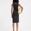 La robe Spoglio Robe asymétrique minimaliste La robe Spoglio Robe asymétrique minimaliste