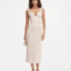 La robe Valérie Robe ajustée effilochée La robe Valérie Robe ajustée effilochée