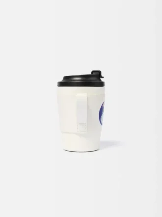 La tasse Mykonos Tasse de voyage – vendue exclusivement en ligne et dans notre complexe de Mykonos