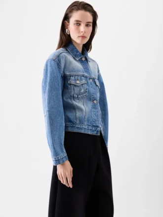 La veste en denim de-Nîmes Veste en denim cintrée