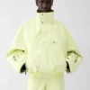 La veste Gore-Tex Veste 2 en 1 Gore-Tex Jacquemus + Nike – Collaboration Jacquemus + Nike La veste Gore-Tex Veste 2 en 1 Gore-Tex Jacquemus + Nike – Collaboration Jacquemus + Nike
