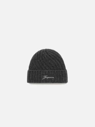 Le bonnet Tourni Bonnet torsadé brodé