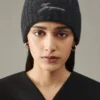 Le bonnet Tourni Bonnet torsadé brodé