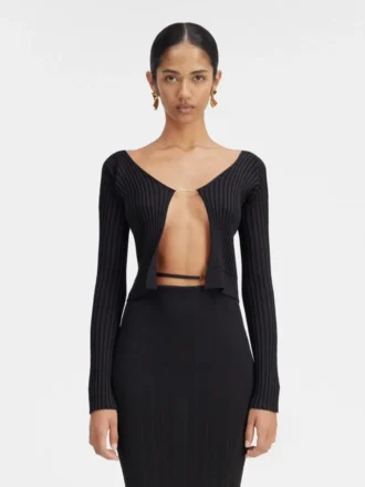 Le cardigan long en maille Pralù sans coutures avec logo charm