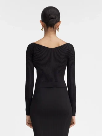 Le cardigan long en maille Pralù sans coutures avec logo charm