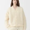 Le cardigan Nuvola Cardigan boutonné en mohair