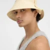 Le chapeau Vela Chapeau bob en raphia plié Le chapeau Vela Chapeau bob en raphia plié