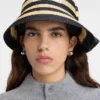 Le chapeau Vela Chapeau bob en raphia plié Le chapeau Vela Chapeau bob en raphia plié