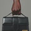 Le grand sac à main Bambino avec bandoulière réglable
