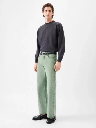 Le pantalon droit en denim de-Nîmes Jean à coupe droite