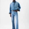 Le pantalon droit en denim de-Nîmes Jean à coupe droite