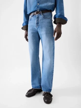 Le pantalon droit en denim de-Nîmes Jean à coupe droite
