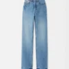 Le pantalon droit en denim de-Nîmes Jean à coupe droite
