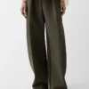 Le pantalon Ovalo Pantalon courbé