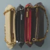 Le petit sac à bandoulière Bisou Chaine Small Le petit sac à bandoulière Bisou Chaine Small