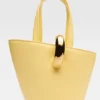 Le petit sac mini seau asymétrique Bambola Le petit sac mini seau asymétrique Bambola