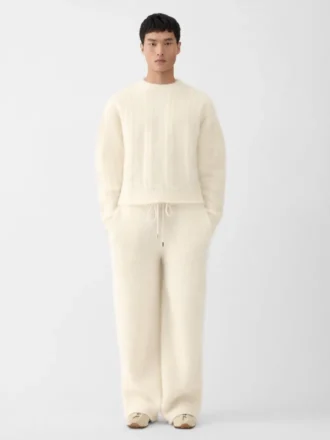 le pull nuvola pull en mohair col rond 1 1 330x440 - Le pull Nuvola Pull en mohair &agrave; col rond