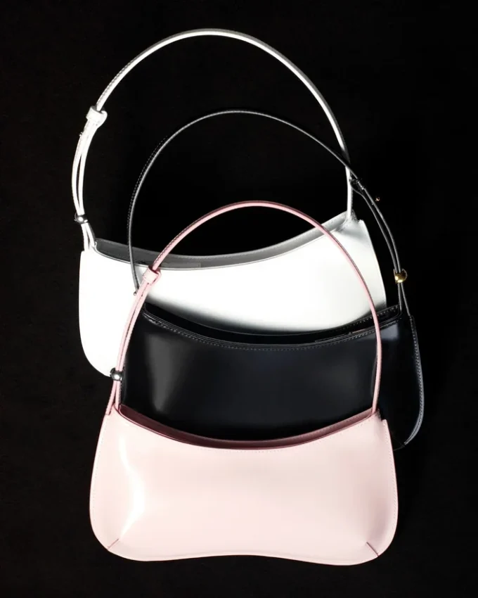 Le sac à bandoulière Bisou Beaded