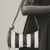 Le sac à bandoulière Bisou Perle Beaded