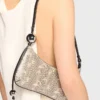 Le sac à bandoulière Bisou Perle Beaded Le sac à bandoulière Bisou Perle Beaded
