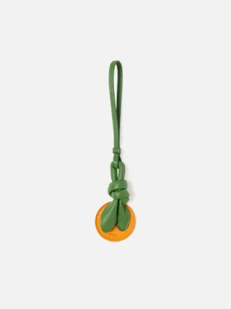 le sac orange breloque en forme d orange noue 1 330x440 - Le sac orange Breloque en forme d'orange nou&eacute;e