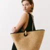 Le sac seau asymétrique Bambola Le sac seau asymétrique Bambola