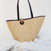 Le sac seau asymétrique Bambola