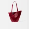 Le sac seau asymétrique Bambola Medium