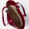 Le sac seau asymétrique Bambola Medium