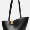 Le sac seau asymétrique Bambola Medium Le sac seau asymétrique Bambola Medium