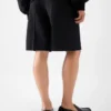 Le short Ovalu Bermuda ajusté Le short Ovalu Bermuda ajusté
