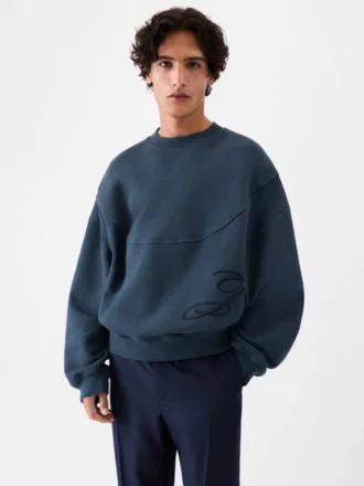 Le sweat-shirt J T-shirt à monogramme brodé Le sweat-shirt J T-shirt à monogramme brodé