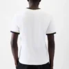 Le t-shirt Gio T-shirt à manches courtes avec patch brodé Le t-shirt Gio T-shirt à manches courtes avec patch brodé