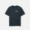 Le t-shirt NYC Cab T-shirt à manches courtes avec logo – vendu exclusivement en ligne et dans notre boutique de New York