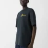 Le t-shirt NYC Cab T-shirt à manches courtes avec logo – vendu exclusivement en ligne et dans notre boutique de New York