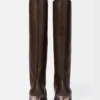 Les bottes hautes Tourni Bottes larges montant jusqu’aux genoux Les bottes hautes Tourni Bottes larges montant jusqu’aux genoux