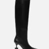 Les bottines Bisou Bottines à talons géométriques Les bottines Bisou Bottines à talons géométriques