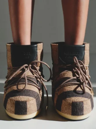 Les bottines rayées Icon Low de Jacquemus en collaboration avec Moon Boot