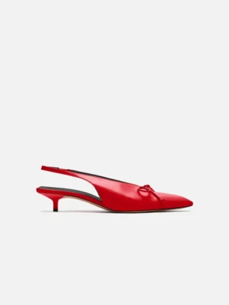 Les escarpins bas Cubisto à bride arrière Escarpins à talons bobines à bride arrière