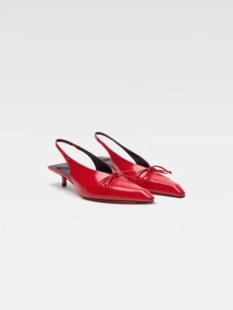 Les escarpins bas Cubisto à bride arrière Escarpins à talons bobines à bride arrière