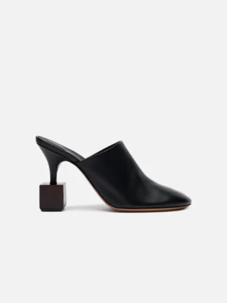 Les mules Bisou Mules à talons géométriques