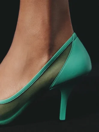 Les talons Tourni Talons pompes torsadés